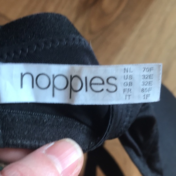 NOPPIES Maternity Bra Black Seamless Nursing Top Breastfeeding T-Shirt Bra 32E - Picture 5 of 6